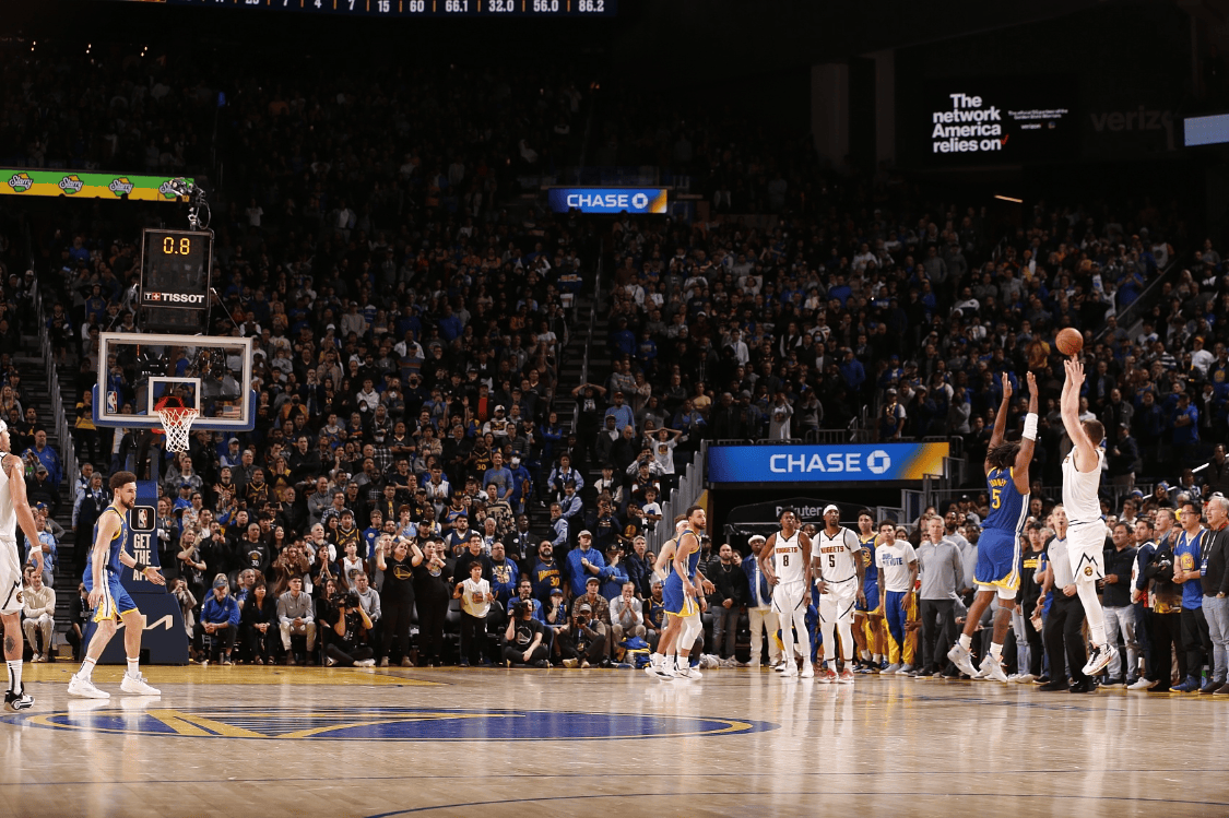 NBA5大超远绝杀！吉迪14.3米绝杀湖人，榜首送18.6米神仙球