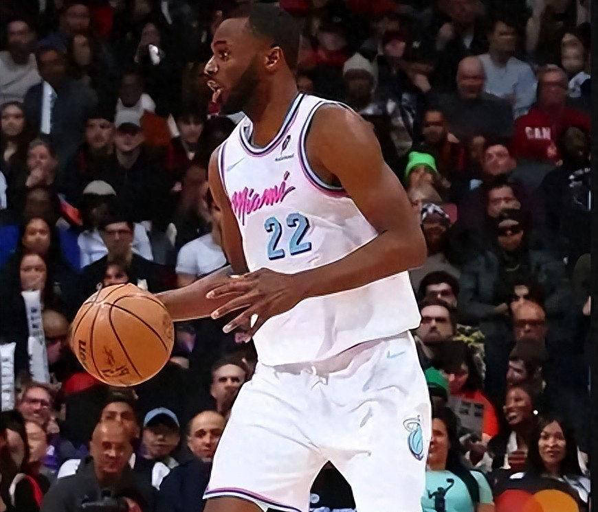 NBA季(jì)前赛明日赛程预告：火箭对阵老鹰，雷霆迎战独行侠