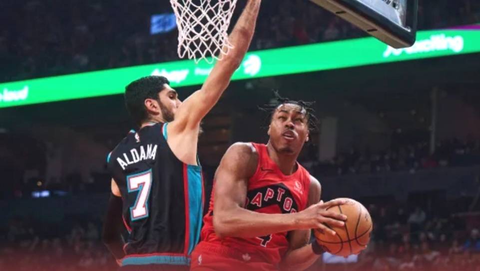 NBA11月3日特殊数据汇述：4人30，24人20，2人三双！