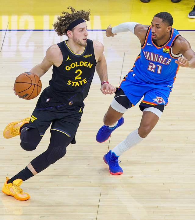 NBA常规赛｜雷霆胜勇士